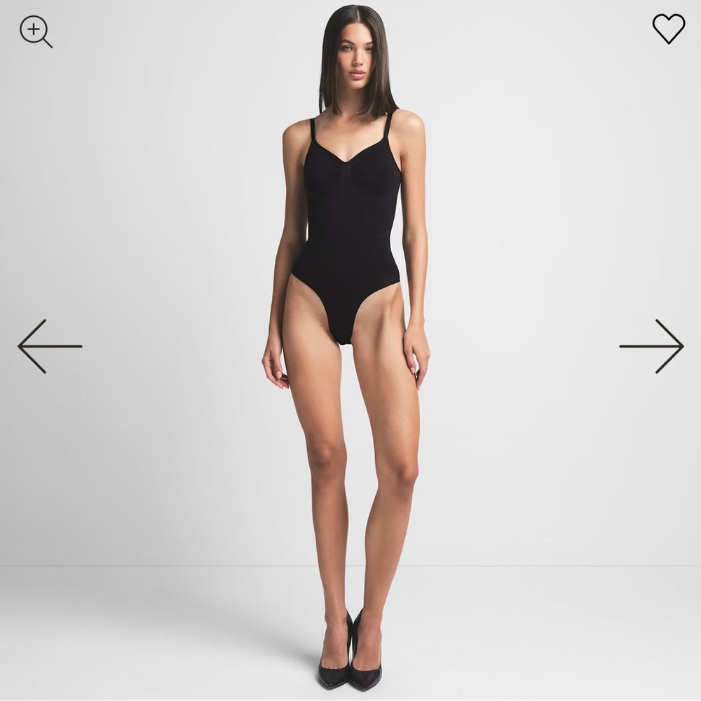 Skims Medium Seamless Sculpt Brief Bodysuit